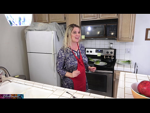 ❤️ Stepmom milking him in the kitchen before his date Fucking video at us en-us.pornosexphoto.ru ﹏
